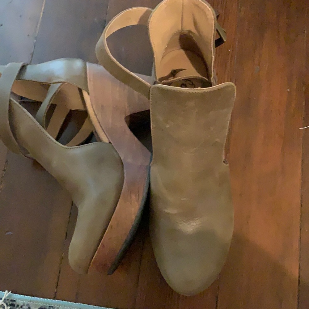 Free people cedar clog heels